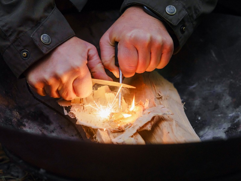 sweden-sonfjallet-national-park-fire-making